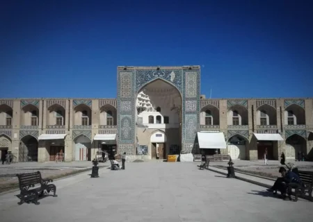 ماجرای بستنی فروشی در کارونسرای گنجعلی‌ خان