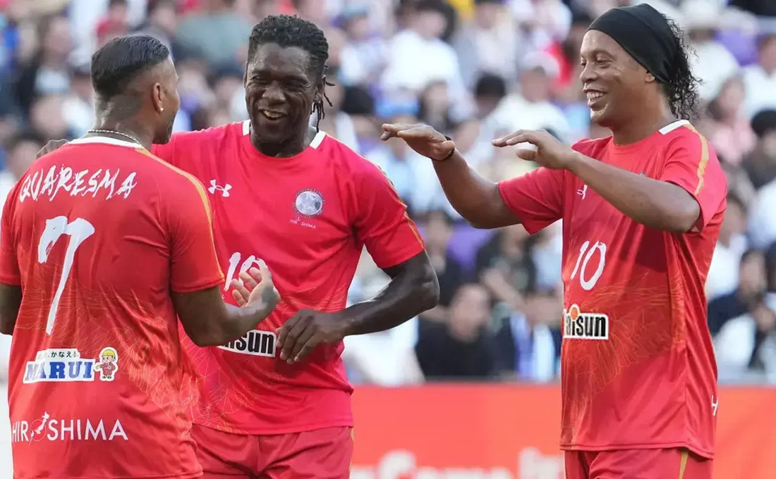 دیدار دوستانه اسطورههای میلان؛ رونالدینیو و سیدورف در کره جنوبی به هم رسیدند (+عکس)