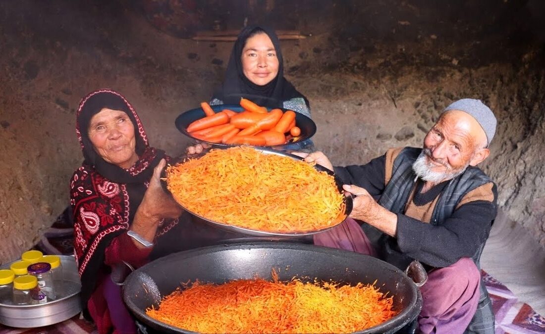غذای روستایی در افغانستان؛ پخت مربای هویج در غار (فیلم)