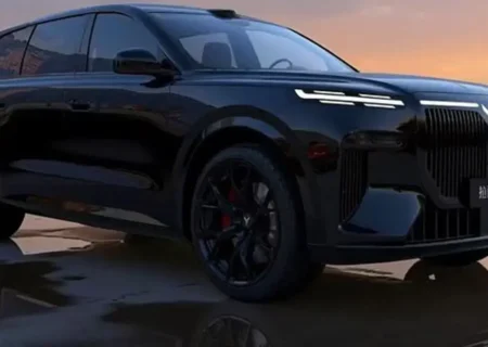 وویا تایشان، رقیب چینی رولزرویس کالینان رونمایی شد (+عکس)