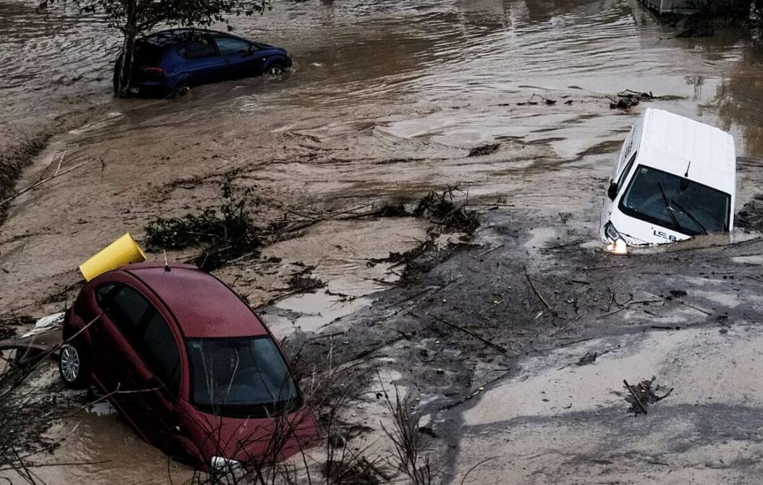 خسارات گسترده ناشی از سیل در شمال هند (فیلم)