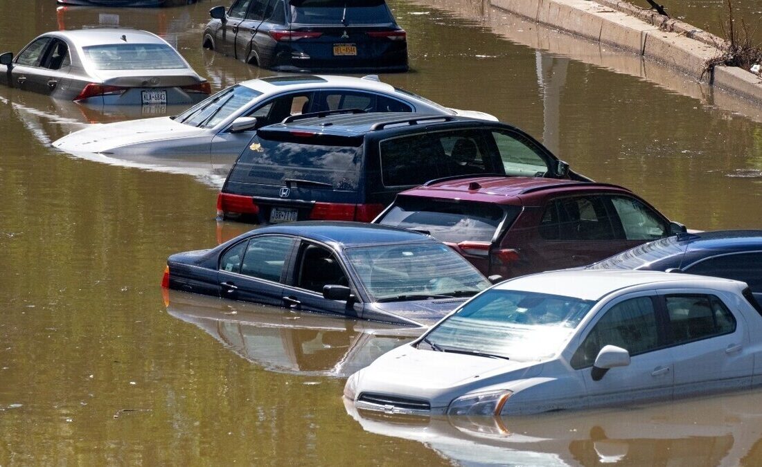 سیل گسترده در ولز پس از بارشهای طولانی مدت (فیلم)