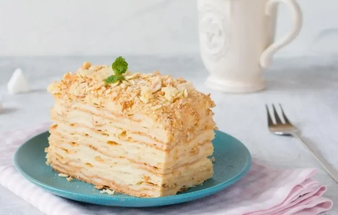 کالری شیرینی ناپلئونی چقدر است؟