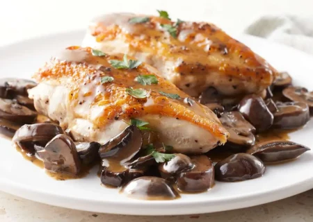 طرز تهیه خوراک مرغ و قارچ رژیمی
