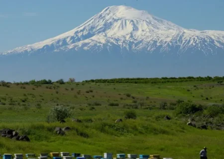 المانیتور: حذف آرارات از نمادهای رسمی؛ عقب‌نشینی تازه ارمنستان مقابل ترکیه