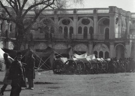 سفر به تهران قدیم؛ توپ‌ها در میدان توپخانه تهران (عکس)