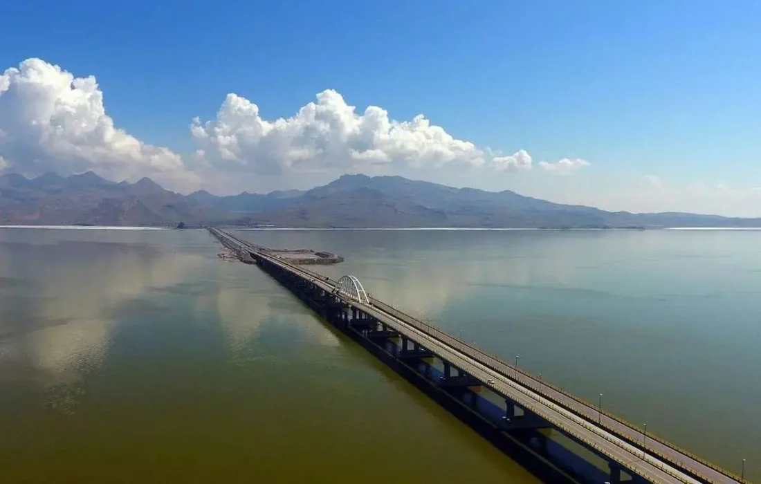 جاده میان گذر دریاچه ارومیه چه نقشی در خشک کردن آن داشت؟