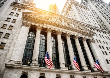 فدرال رزرو نرخ بهره را کاهش داد تا بازار کار آمریکا را حمایت کند