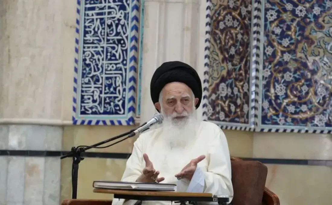 آیتالله علوی بروجردی: هر که انتقاد کند، نوکر اسرائیل و آمریکا نیست