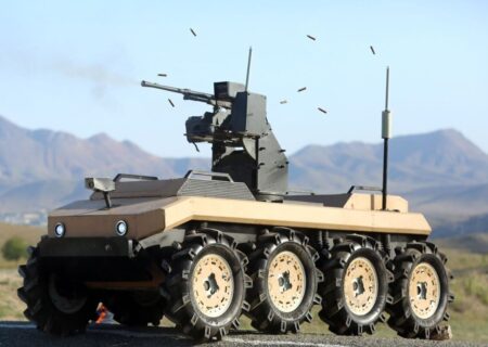 جنگجوی روباتیک ایرانی / یک خودروی زرهی بدون سرنشین با توانایی انجام ماموریت‌هایی دشوار(+عکس)