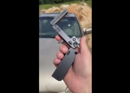 تولید اسلحه‌ای کوچک‌تر از گوشی تلفن همراه (فیلم)