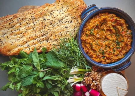 طرز تهیه میرزاقاسمی رستورانی به سبک شمالی