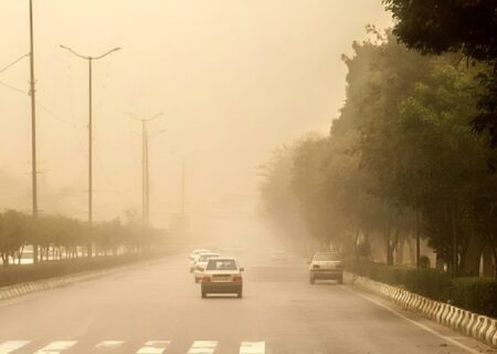 تهران، کرج و قزوین زیر غبار تالاب خشک صالحیه (فیلم)