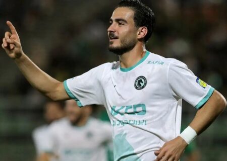 گل اول پیکان به استقلال توسط کسری طاهری (فیلم)