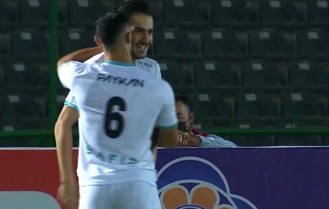 اشتباهات عجیب آقاسی؛ گل دوم پیکان توسط طاهری (فیلم)