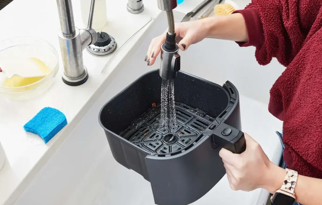 روش های تمیز کردن سرخ کن بدون روغن