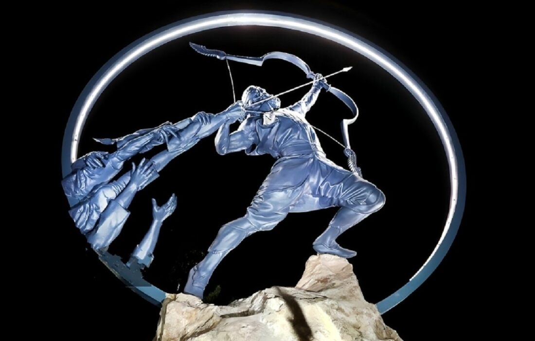 تندیس آرش کمانگیر در کرمان رونمایی شد (فیلم)