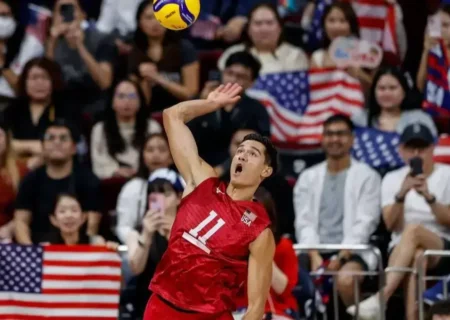 درخشش کریستنسون آمریکا را به یک‌چهارم نهایی رساند؛ ارتش یک نفره والیبال