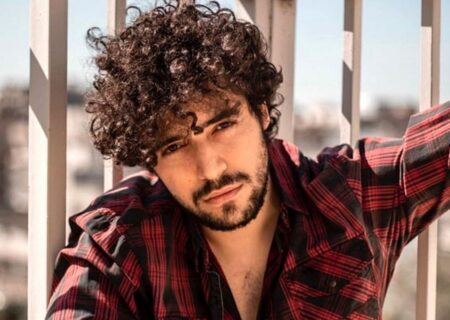 شروین حاجی پور خواننده عزادار شد (+عکس)