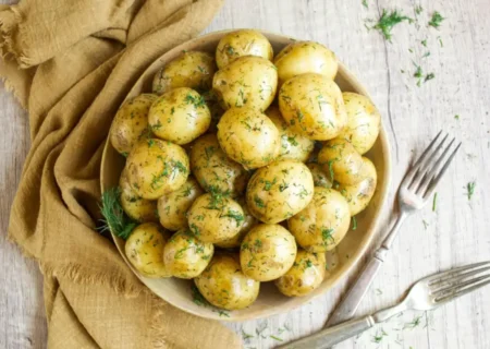 طرز تهیه سیب‌ زمینی لهستانی؛ پیش غذا خوشمزه و متفاوت