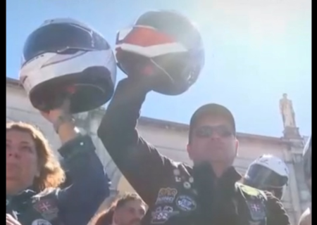 گردهمایی 180 هزار موتورسوار در فاتیما پرتغال برای تقدیس کلاه ایمنی (فیلم)