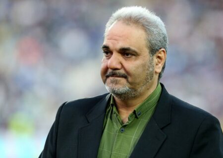 زمستان ۷۳؛ نخستین حضور جواد خیابانی پشت میکروفن صداوسیما (فیلم)