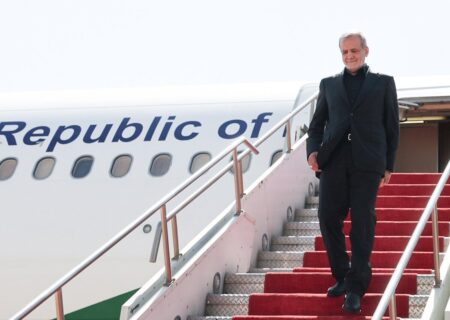 ورود رئیس‌جمهور به نیویورک برای هشتادمین نشست سازمان ملل (فیلم)