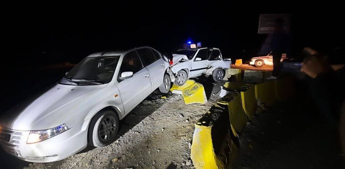 واژگونی زنجیرهای ۴ خودرو در جاده قروه – همدان