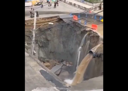 ثبت لحظه به لحظه فرونشست وحشتناک در پایتخت تایلند (فیلم)