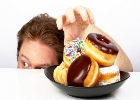 هوس خوردن شیرینی نشانه چیست