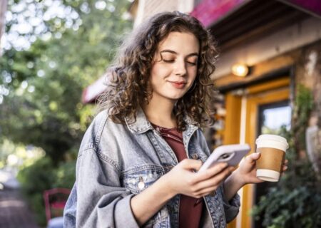 پول‌دار شدن با هوش مصنوعی/ نسل جوان آمریکا بدهی را فراموش می‌کند!