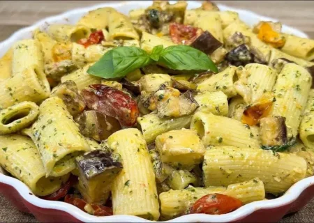 طرز تهیه پاستای بادمجان با روش خاص آشپزان ایتالیایی (فیلم)