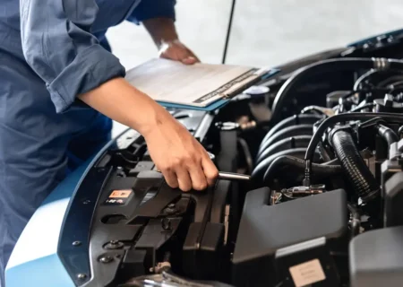 چرا موتور ماشین قفل می‌کند؟ بررسی تخصصی گیرپاژ و روش‌های نگهداری