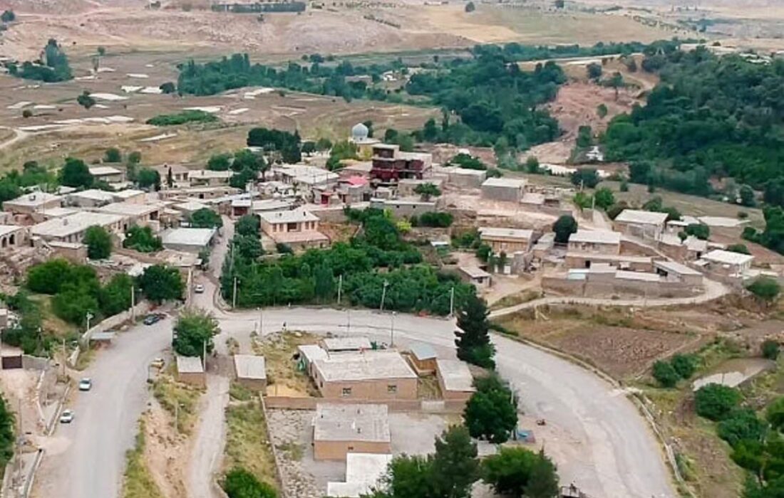 «کلم» بدره، دهکده‌ای غرق در عطر بهار و یادها