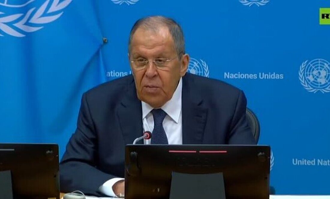 لاوروف: بازگشت تحریم‌ها علیه ایران منتفی است