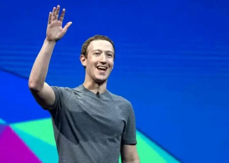 چه کسی نقش مارک زاکربرگ را در فیلم «شبکه اجتماعی» بازی کرد؟