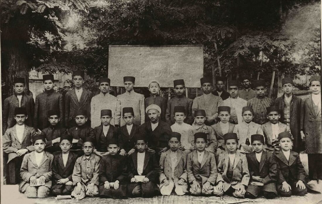 حقوق نجومی یک معلم قاجاری، سند تاریخی را شوکه کرد!