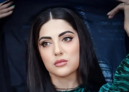 استایل خاص هلیا امامی با تیپ مشکی و سبز در اکران فیلم؛ میکاپ جدید، سوژه بازیگر شد! (تصاویر)