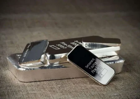 کشف محموله ۶ کیلویی نقره قاچاق در استان مرزی