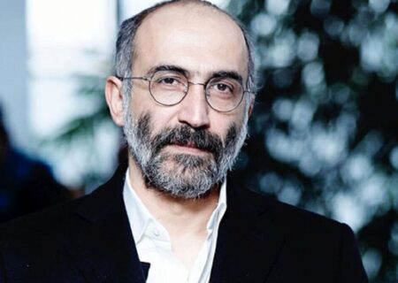 اشک‌های هادی حجازی‌فر با حرف‌های دلنشین شرکت‌کننده در مسابقه (ویدیو)