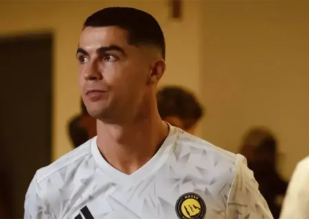 ابهام در سفر کریستیانو رونالدو به عراق؛ آیا فوق ستاره پرتغالی برای اولین بار در بغداد به میدان خواهد رفت؟