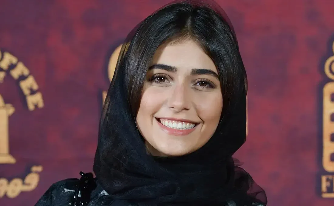 لبخند نیک‌آفرید سماواتی، هنرپیشه، در نهمین دوره جشن عکاسان سینمای ایران (تصاویر)