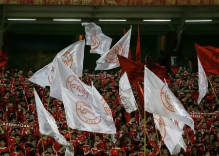 توقف تراکتور در خانه مقابل الوحده؛ تساوی بدون گل در نیمه نخست رقم خورد