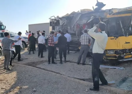 تصادف مرگبار اتوبوس حامل دانشجویان در جاده سمنان-سرخه