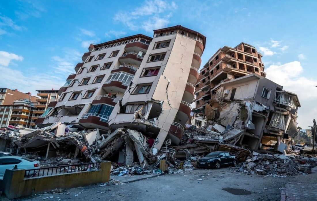 تصاویر جدید از لحظه هولناک زلزله 6.9 ریشتری فیلیپین