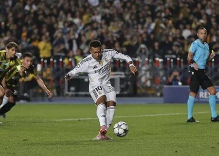 پیروزی قاطع رئال مادرید با نتیجه 5-0؛ امباپه در پی کسب عنوان بهترین گلزن و پایان موفقیت‌آمیز سفر 6500 کیلومتری