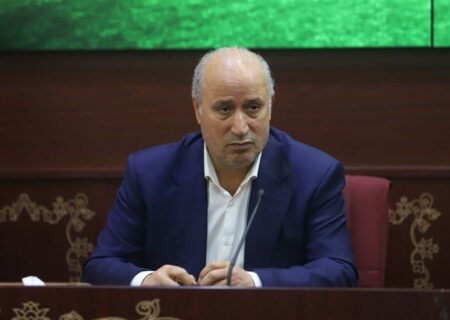 تأیید تاج: قلعه‌نویی سکان هدایت تیم ملی را حفظ می‌کند