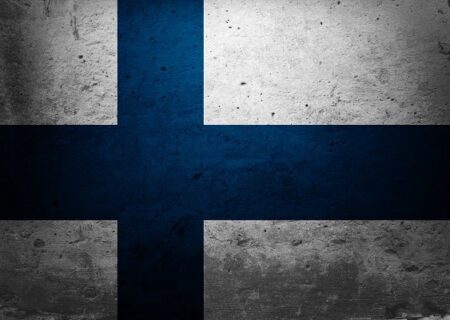 واکنش فنلاند به ورود پهپادهای روسی به حریم هوایی لهستان