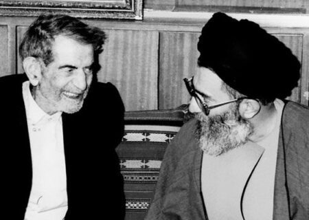 شعرخوانی استاد شهریار در محضر رهبر معظم انقلاب اسلامی