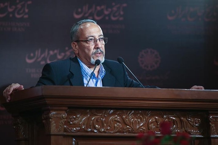 از سایه تا ماه: روایتی خواندنی از زندگی «محمود جعفری دهقی»، چهره ماندگار ایرانشناسی